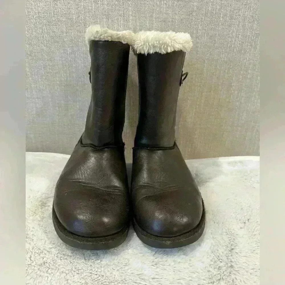 Airwalk Myra brown vegan leather faux fur trim boots size 9.5